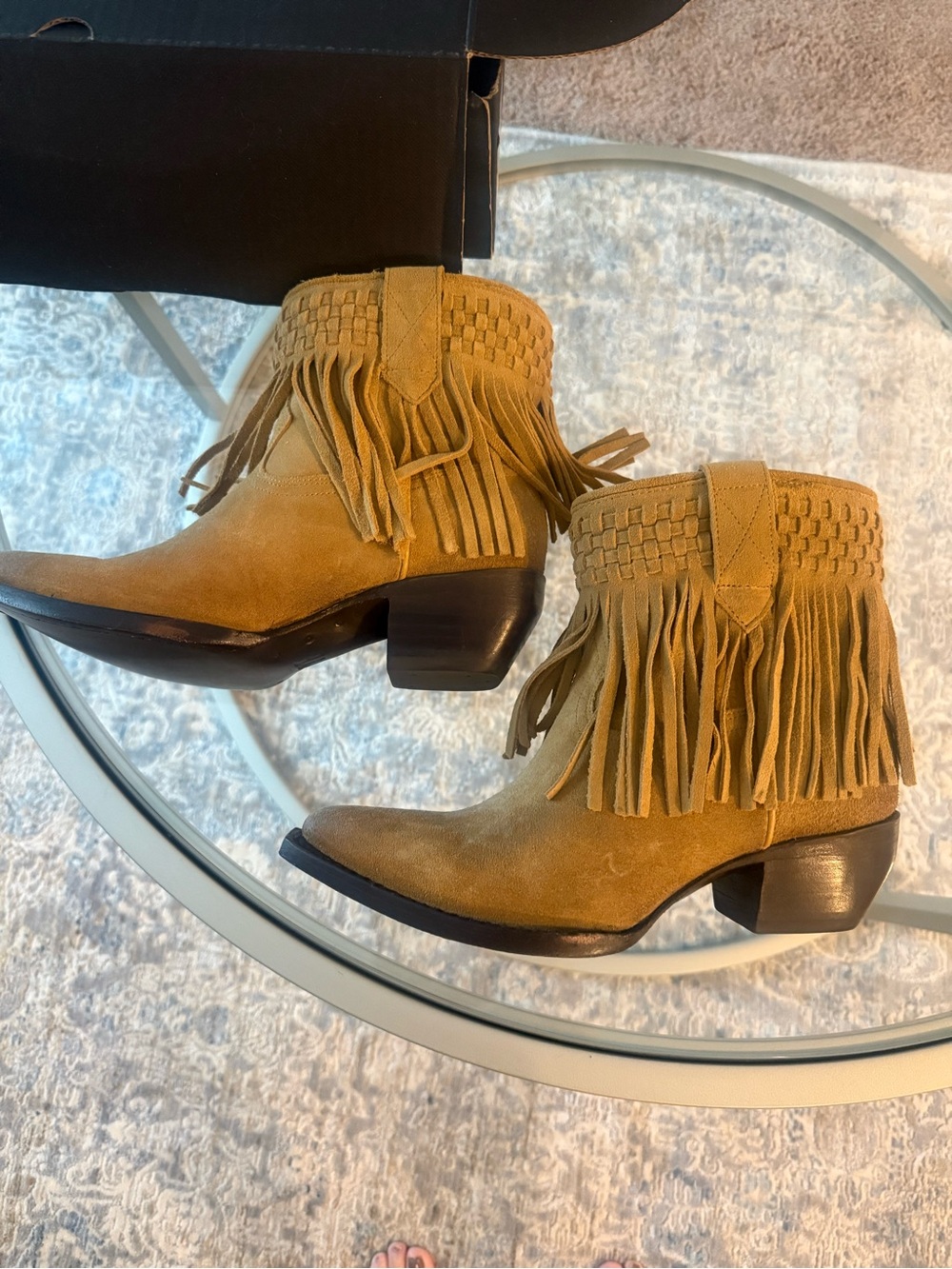 FRYE Sacha Short Fringe Booties Dark Sand Nubuck Leather 7.5 M